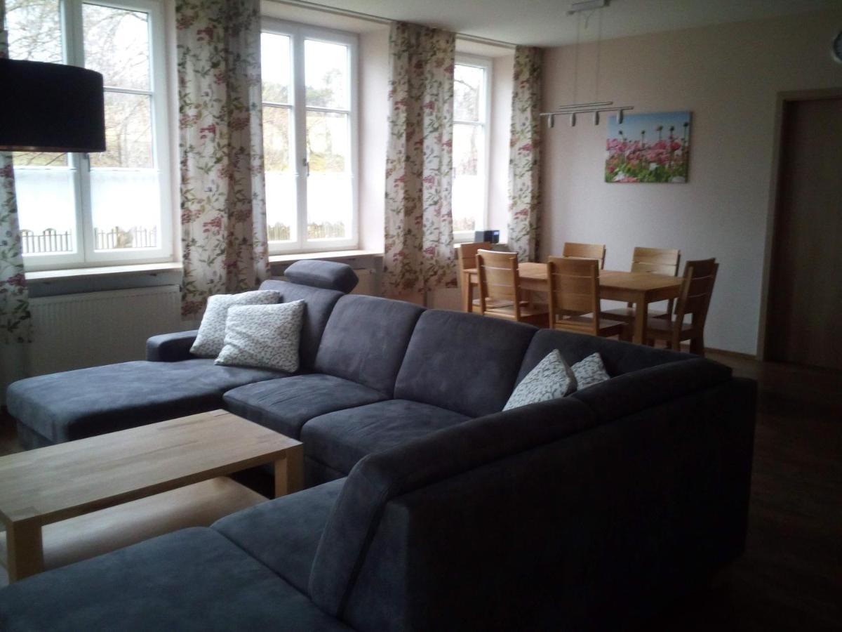 Ferienwohnung Kopold "Im Alten Schulhaus" Pottmes ภายนอก รูปภาพ